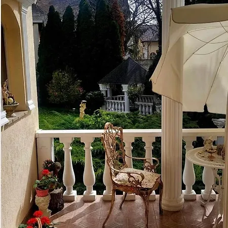 Edem Reprezentativ Apartmanhaz Apartment