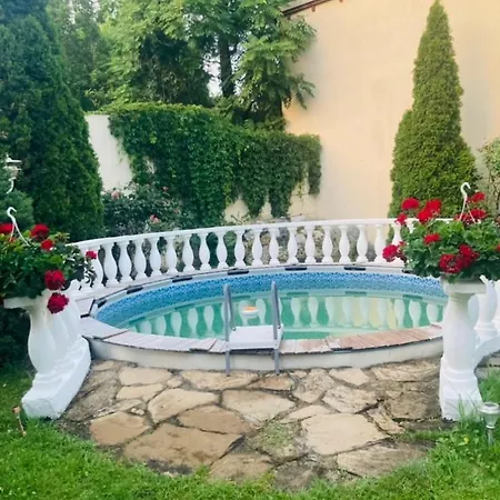 Edem Reprezentativ Apartmanhaz Apartment