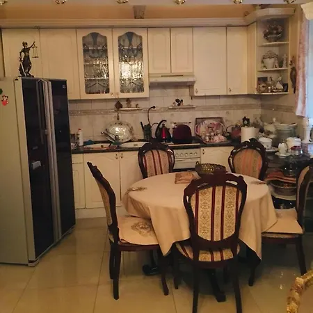Edem Reprezentativ Apartmanhaz *